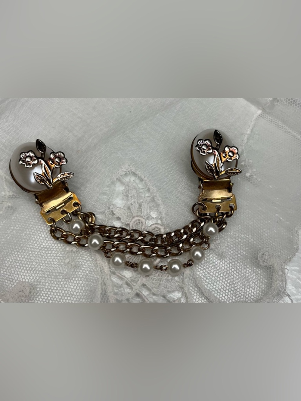 Vintage 1950s Floral Sweater Clip • 3-Strand Pearl Guard